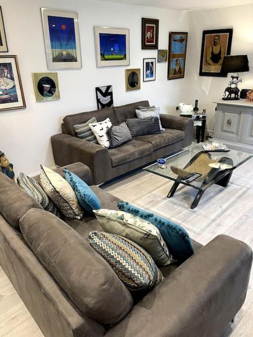 The Cabin, Arkley, Barnet Apartment ภายนอก รูปภาพ
